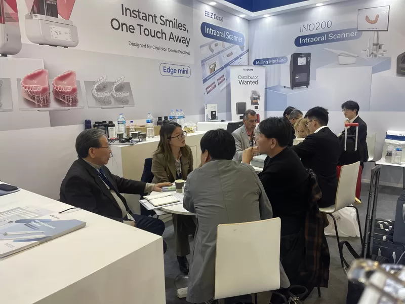 Edge Mini Chairside 3D Printer Makes Its Overseas Debut