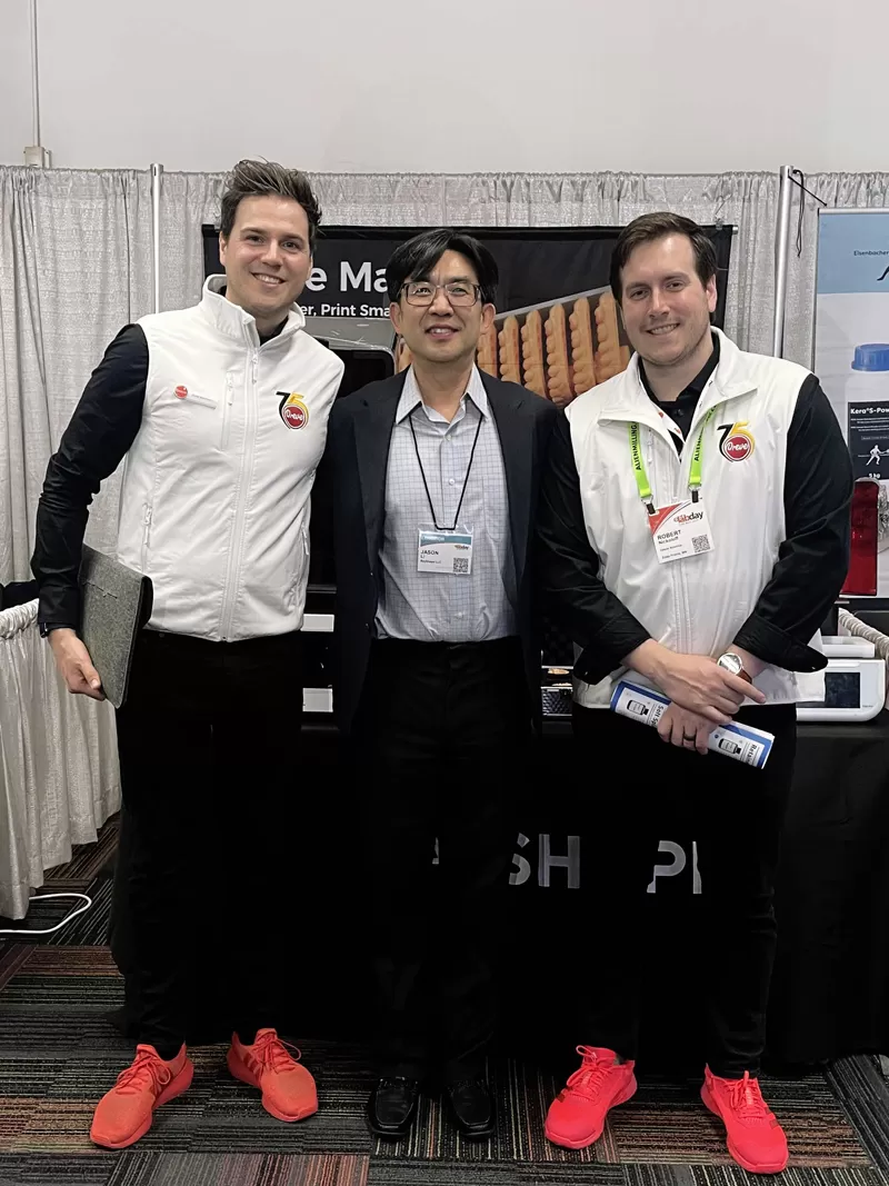 Edge Mini: The Second Overseas Appearance, Once Again Grabbing the Spotlight